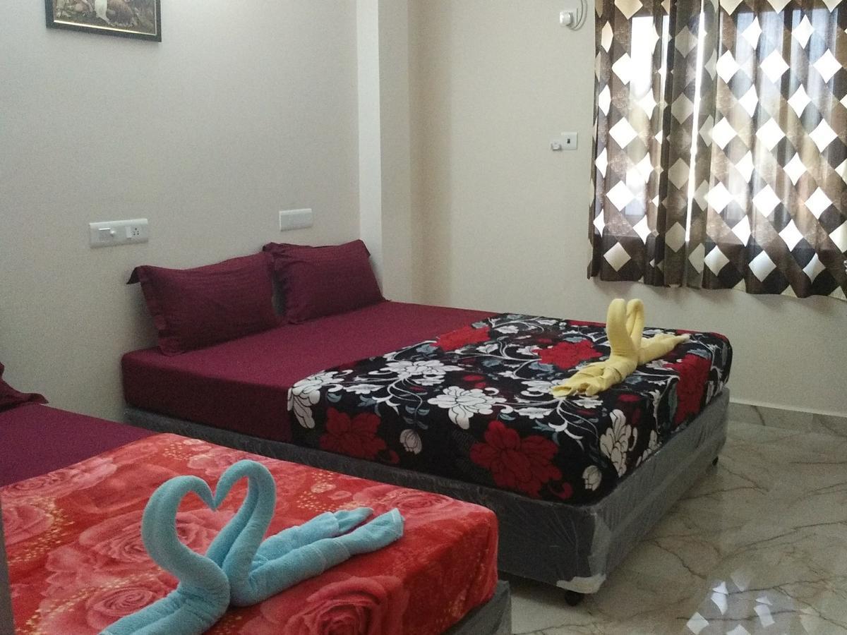 Krish Rooms And Stay شيناي المظهر الخارجي الصورة